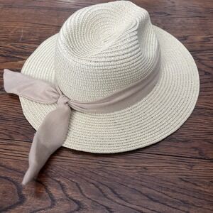 rachel zoe Beige straw sun hat With Beige bow Tie Around Adjustable